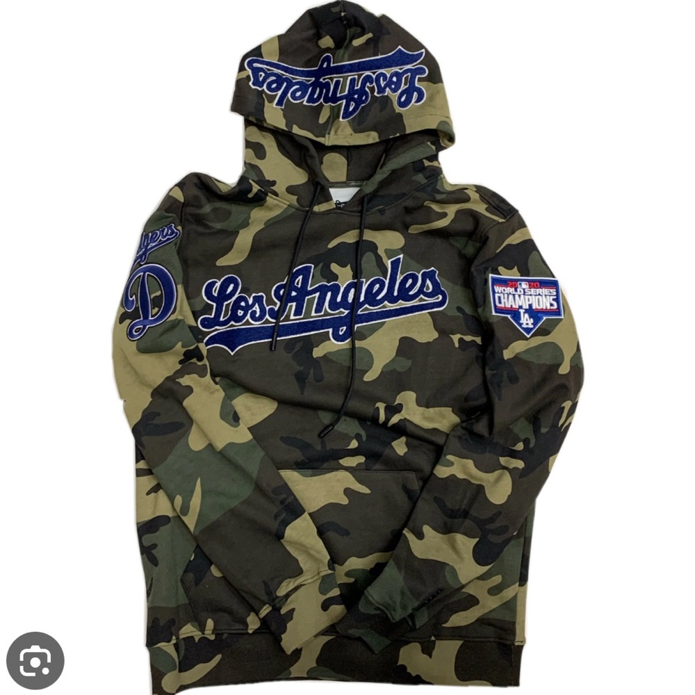 New no tags dodgers sweater great logos on chest arms and hoodie. Men’s small